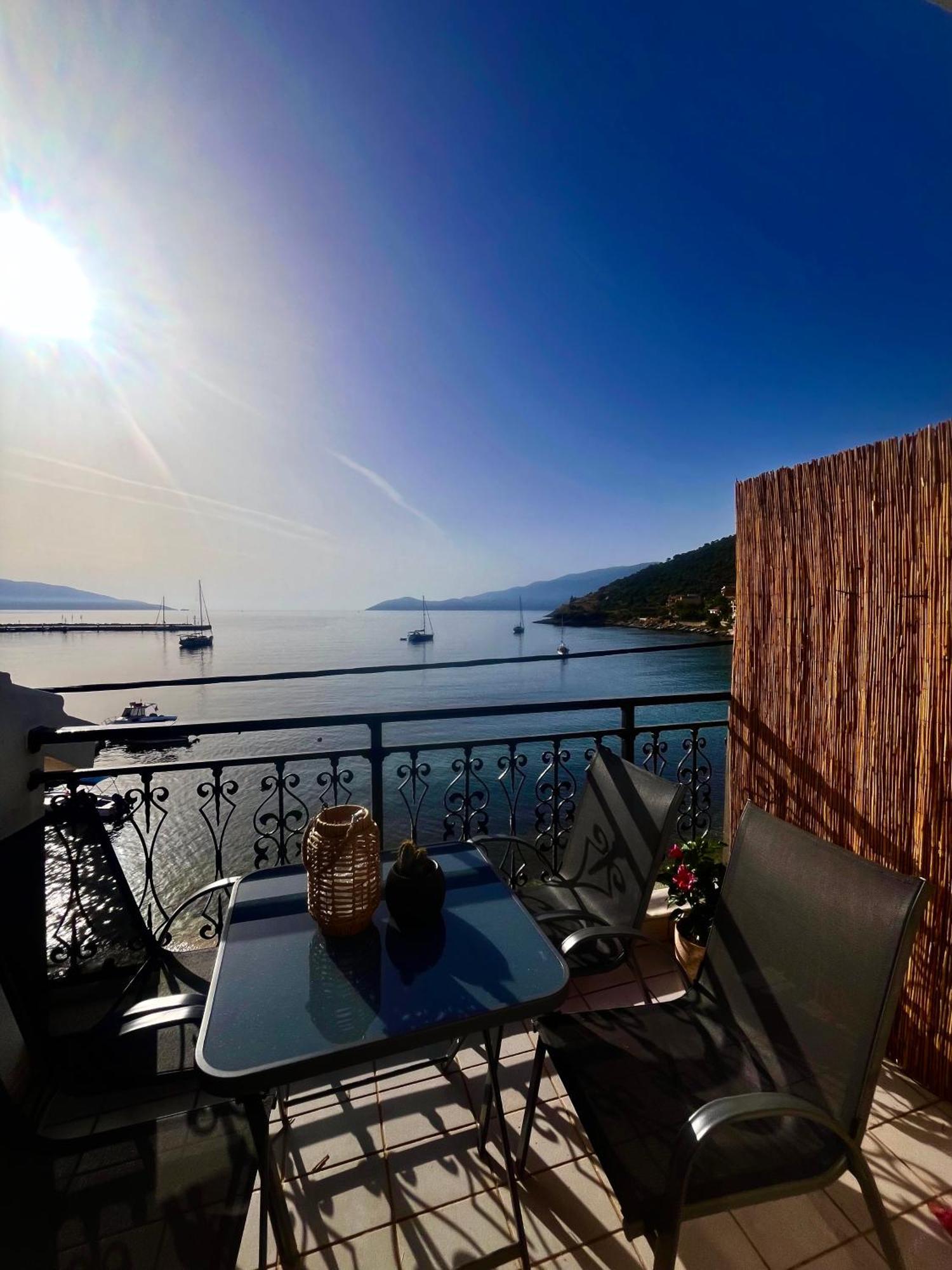 Sea Side Studios Agia Efimia Exterior photo